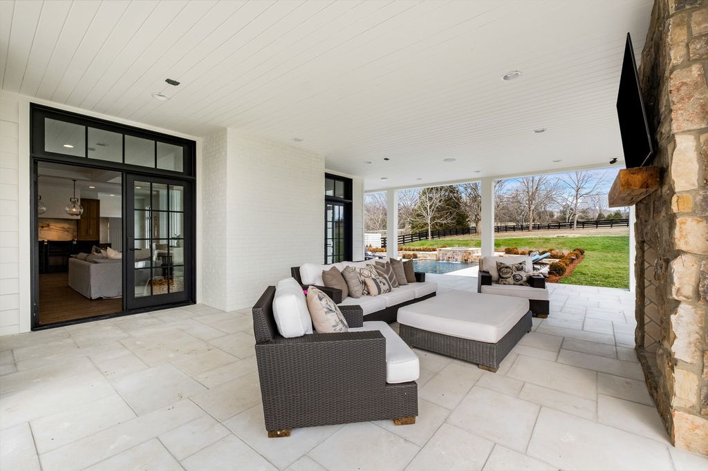 Exquisite Family Compound in Tennessee Listed at 845 Million 14