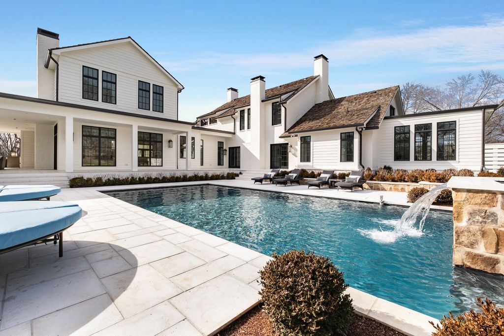Exquisite Family Compound in Tennessee Listed at 845 Million 15