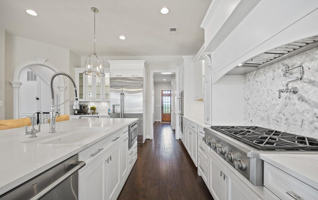 Exquisite Luxury Estate Historic Waterford Oasis on 14 Acres Offered at 3.2 Million 11