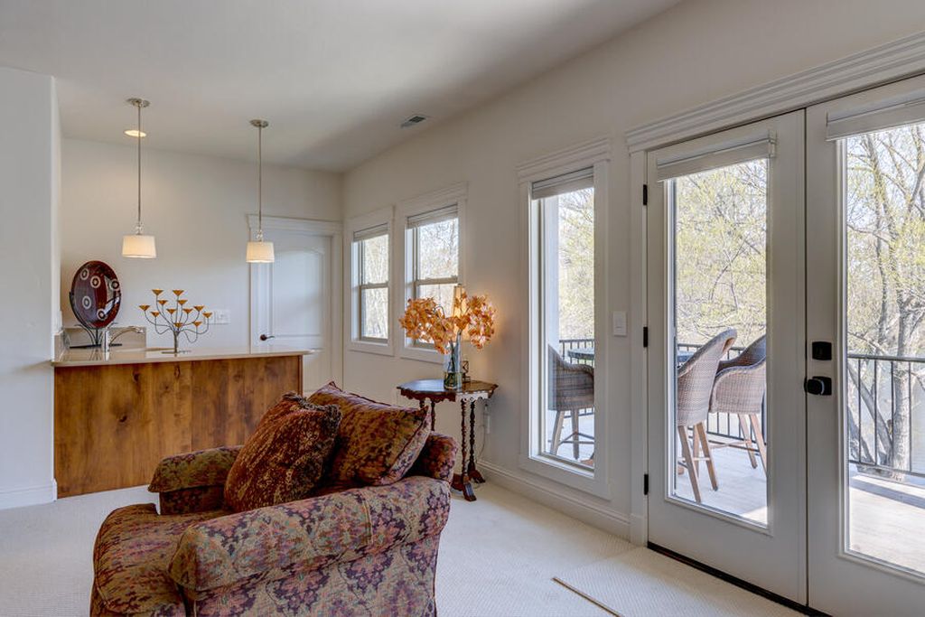 Idyllic Riverfront Retreat Spectacular Boise River Views Await in this Luxurious 2.395 Million Home 30