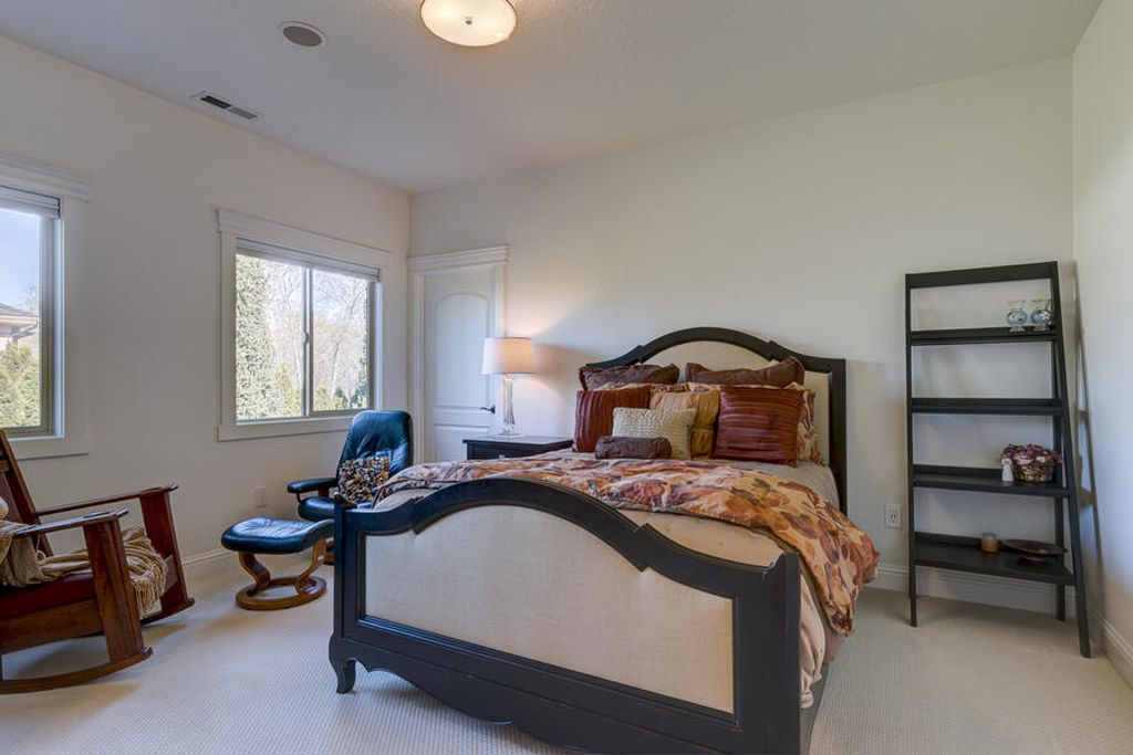 Idyllic Riverfront Retreat Spectacular Boise River Views Await in this Luxurious 2.395 Million Home 32
