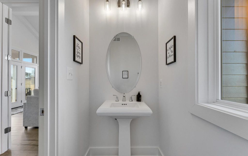 Indulge in Timeless Luxury The Glen Springs Grand Model at Ivandale Farm Virginia Offered at 2099999 29
