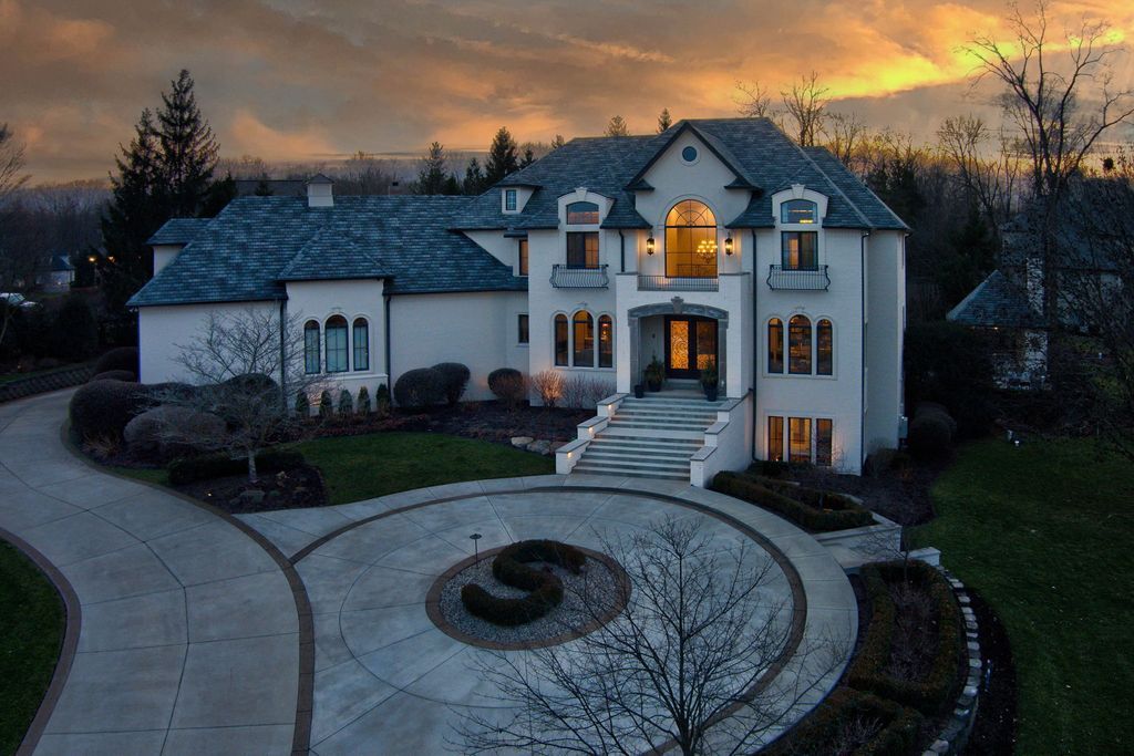 Lakeside Luxury Indiana Estate Boasting Grand Double Height Foyer Offered at 2499999 4