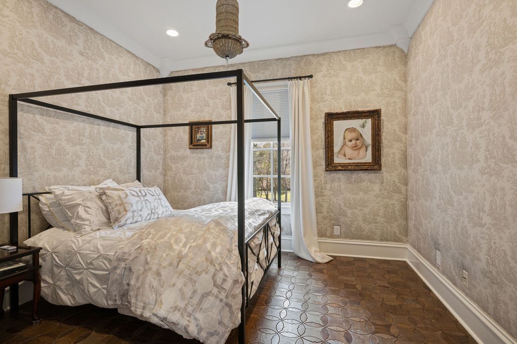 LaurelBrooke Estate Exquisite Design Elite Amenities and Unmatched Elegance Asks for 8.6 Million 24