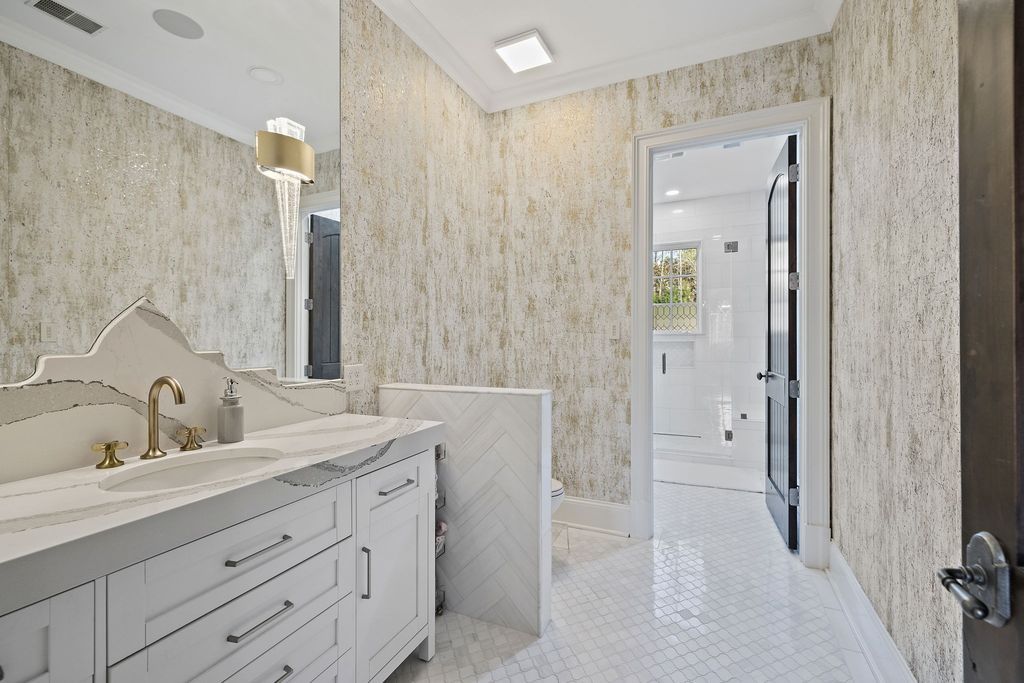 LaurelBrooke Estate Exquisite Design Elite Amenities and Unmatched Elegance Asks for 8.6 Million 28
