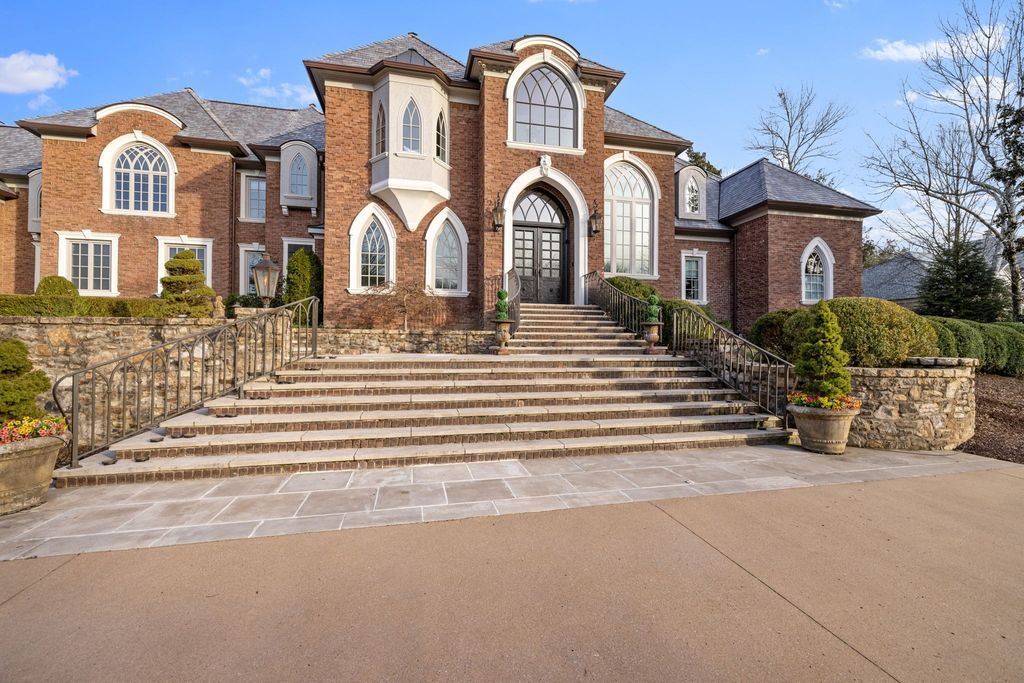 LaurelBrooke Estate Exquisite Design Elite Amenities and Unmatched Elegance Asks for 8.6 Million 3