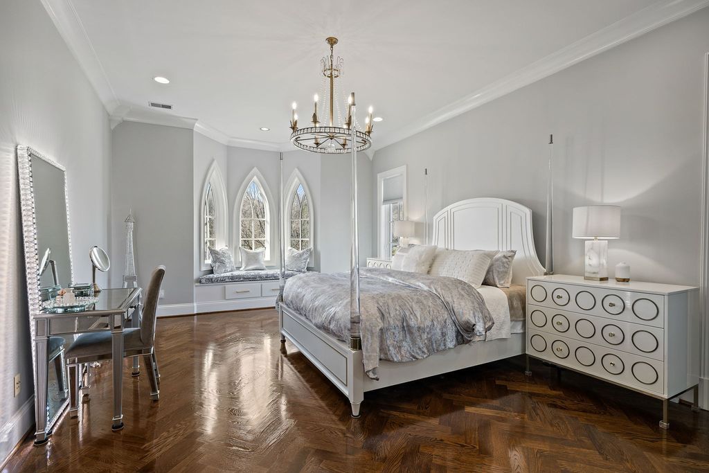 LaurelBrooke Estate Exquisite Design Elite Amenities and Unmatched Elegance Asks for 8.6 Million 31