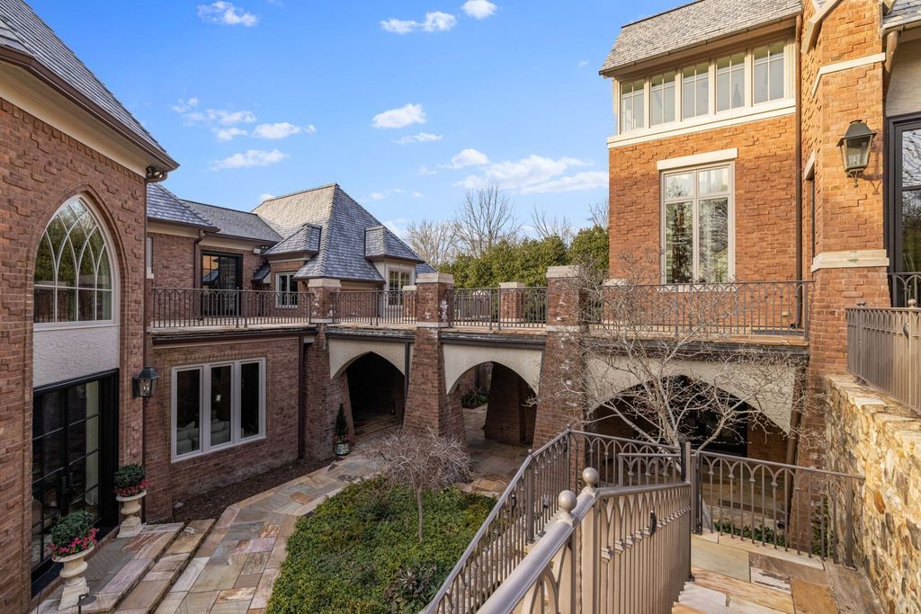 LaurelBrooke Estate Exquisite Design Elite Amenities and Unmatched Elegance Asks for 8.6 Million 53