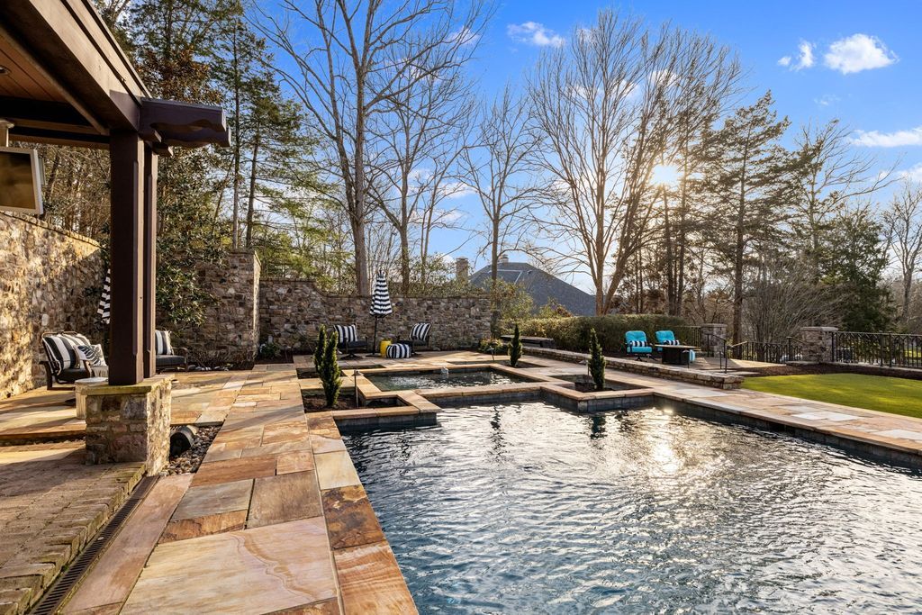LaurelBrooke Estate Exquisite Design Elite Amenities and Unmatched Elegance Asks for 8.6 Million 58