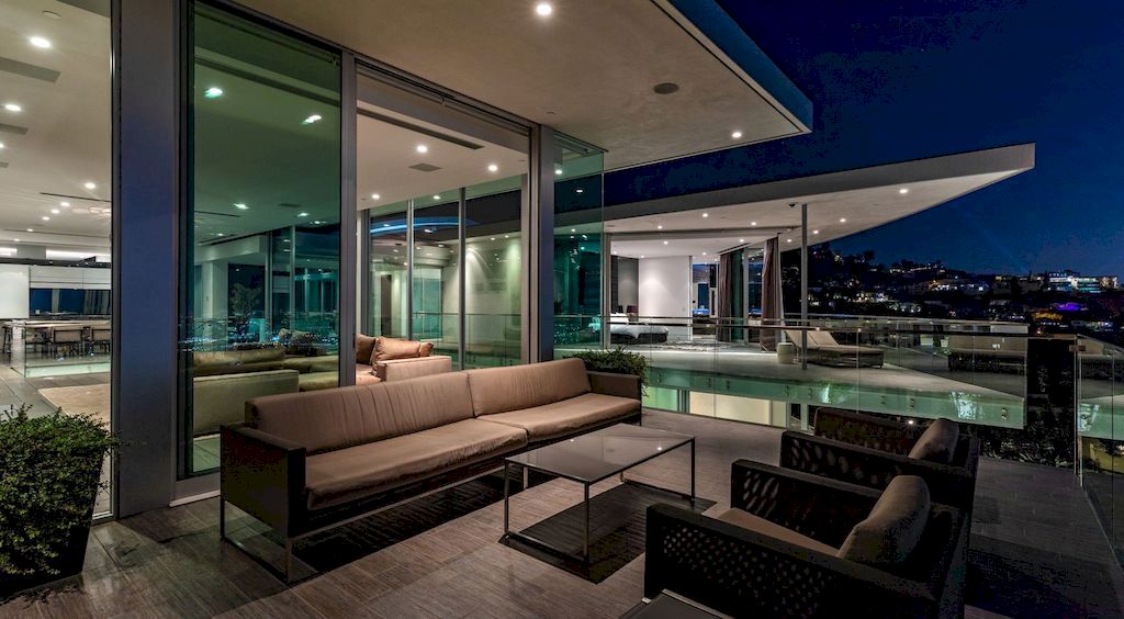 Levels House, striking Los Angeles home by McClean Design