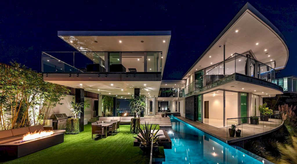Levels House, striking Los Angeles home by McClean Design