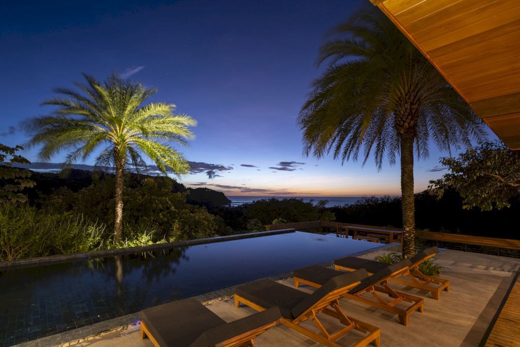 Loma Sagrada house peaceful oasis by Salagnac Arquitectos 14