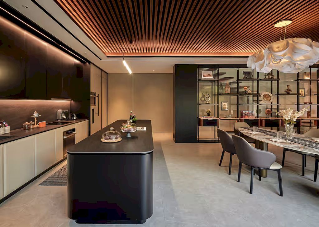 Maine Coon House with Tailored Harmony by Patio Livity