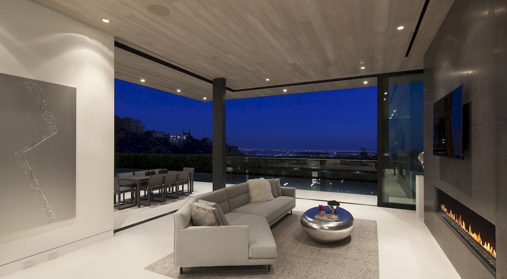 Marcheeta I House Two Level Oasis by McClean Design 19