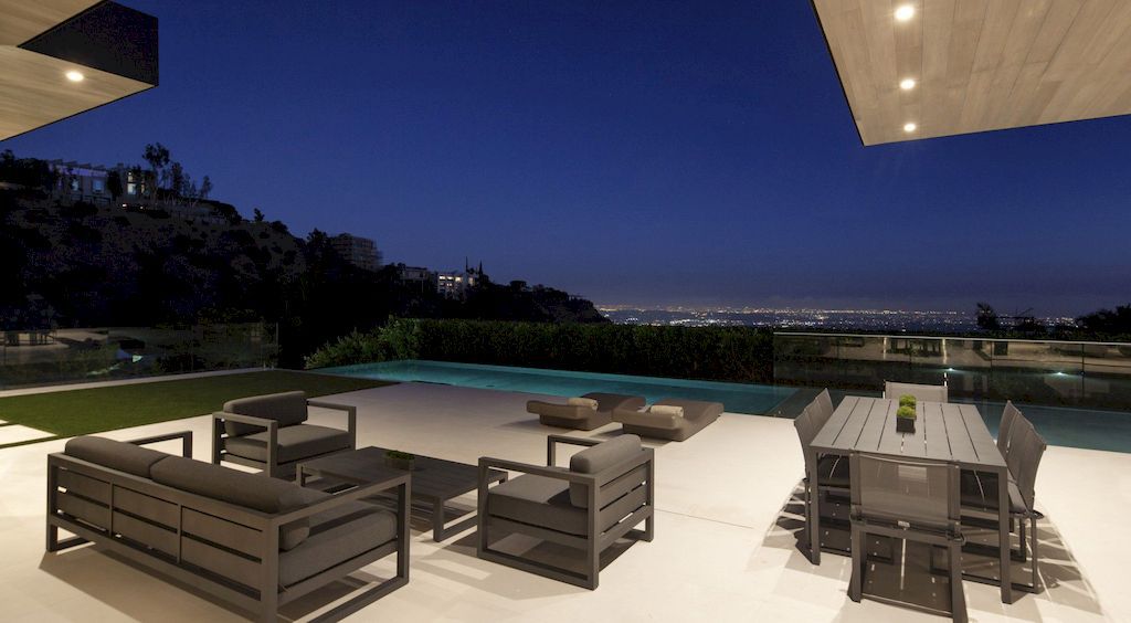 Marcheeta I House Two Level Oasis by McClean Design 23