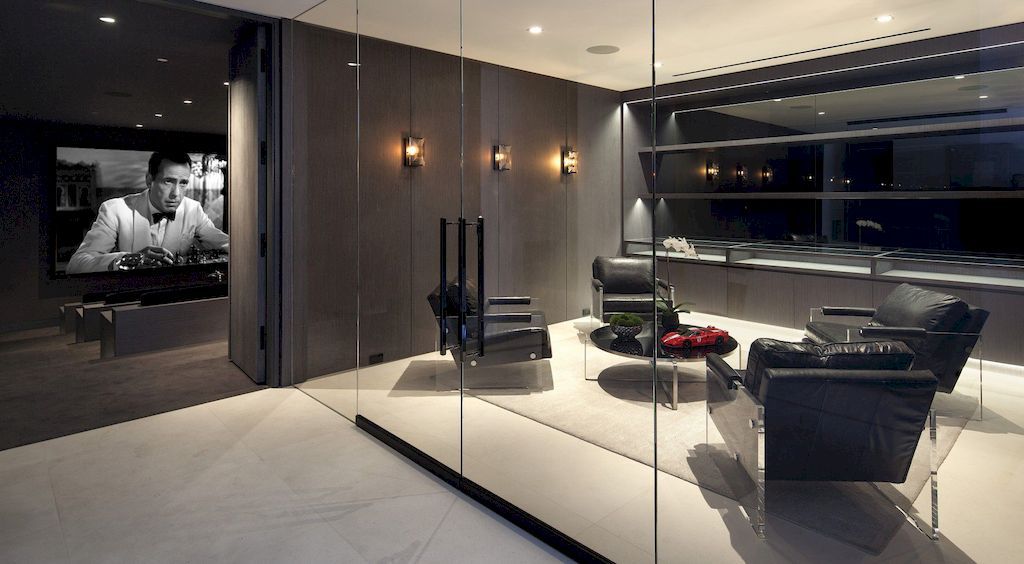 Marcheeta I House, Two-Level Oasis by McClean Design
