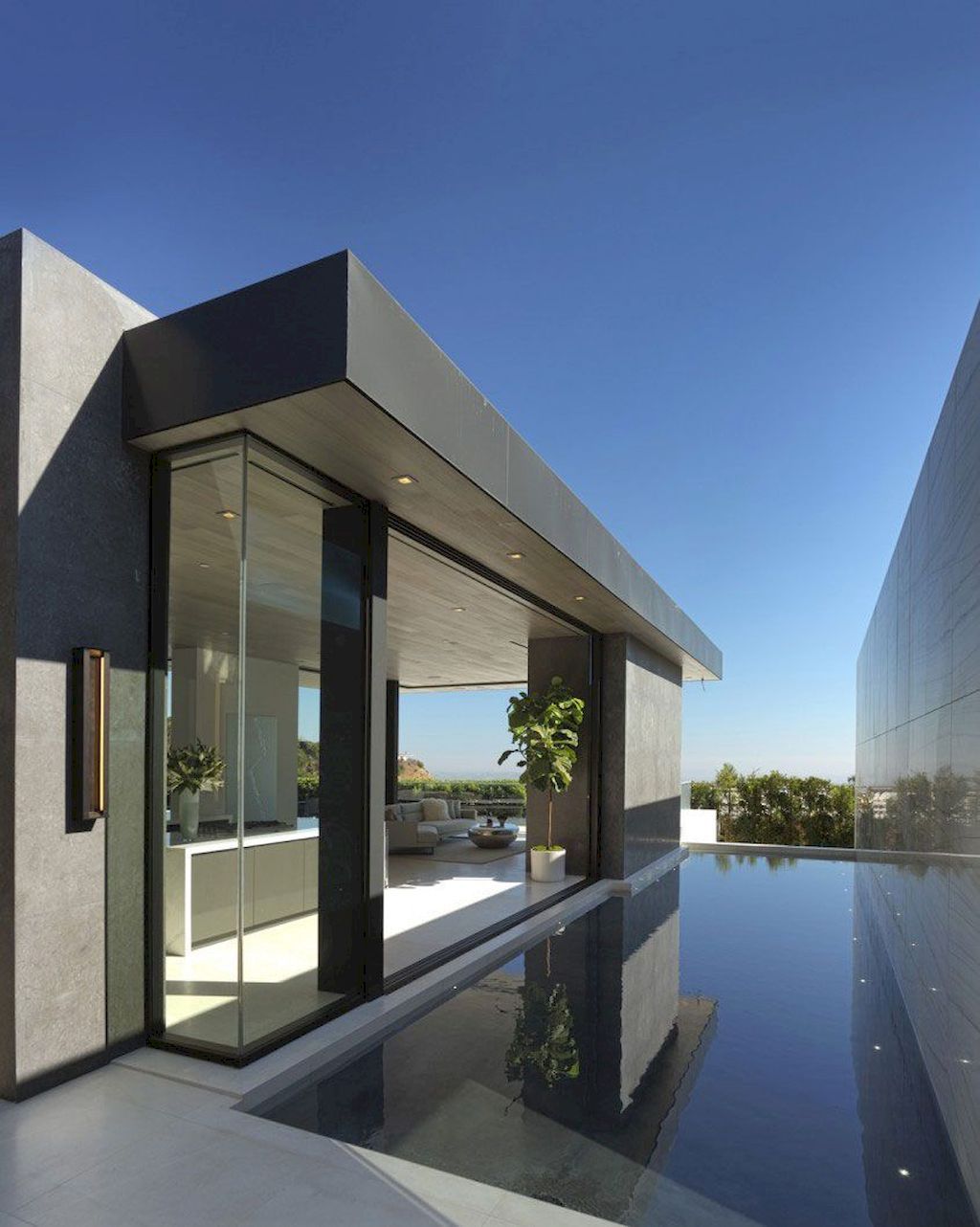Marcheeta I House, Two-Level Oasis by McClean Design