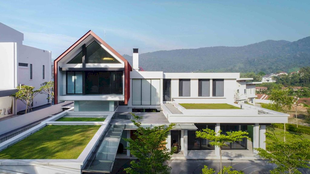 Meru House Offers Sustainable Living by A3 Projects