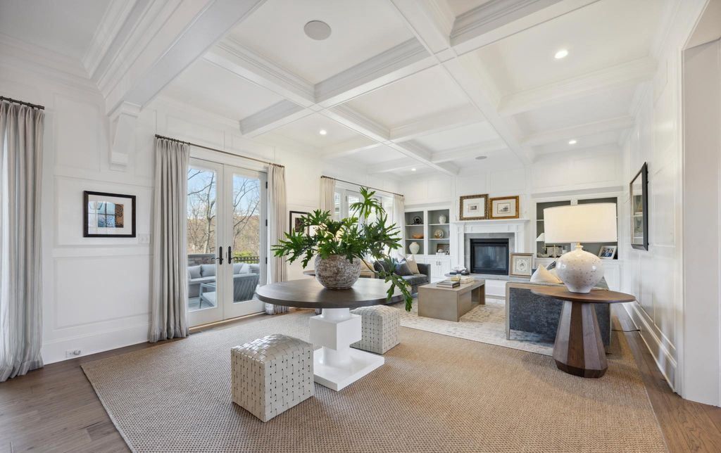 Pennsylvania Residence Where Luxury Meets Functionality in a Seamless Blend Offered at 3.99 Million 12
