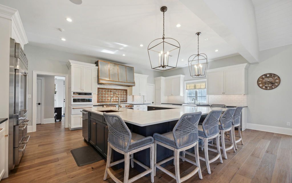 Pennsylvania Residence Where Luxury Meets Functionality in a Seamless Blend Offered at 3.99 Million 15