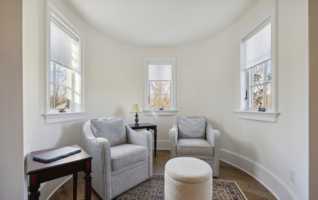 Pennsylvania Residence Where Luxury Meets Functionality in a Seamless Blend Offered at 3.99 Million 24