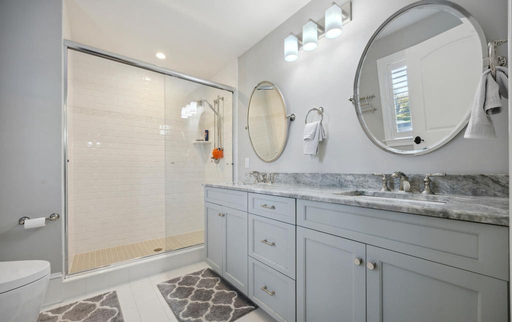 Pennsylvania Residence Where Luxury Meets Functionality in a Seamless Blend Offered at 3.99 Million 25