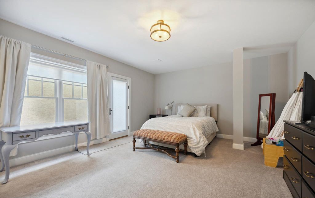 Pennsylvania Residence Where Luxury Meets Functionality in a Seamless Blend Offered at 3.99 Million 33