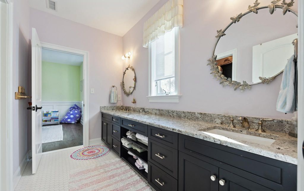 Pennsylvania Residence Where Luxury Meets Functionality in a Seamless Blend Offered at 3.99 Million 42