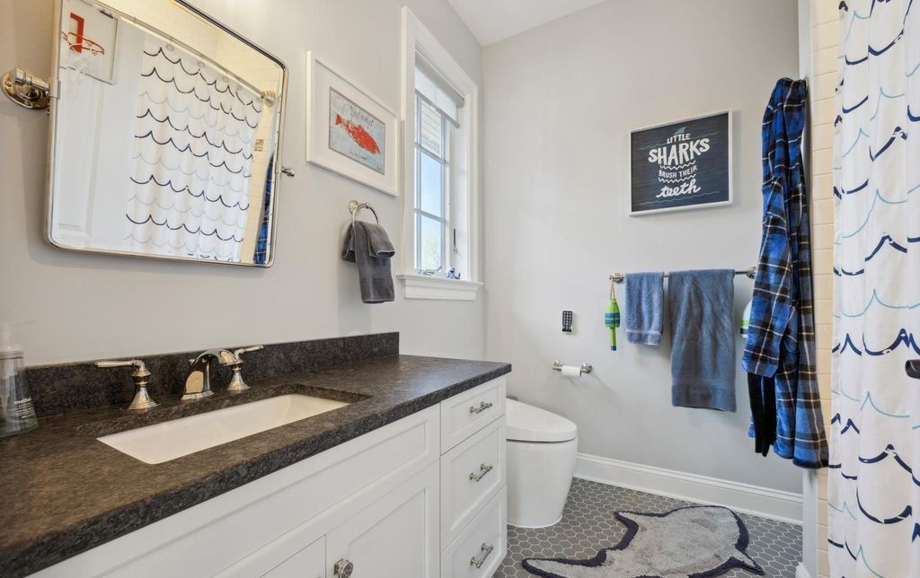 Pennsylvania Residence Where Luxury Meets Functionality in a Seamless Blend Offered at 3.99 Million 47