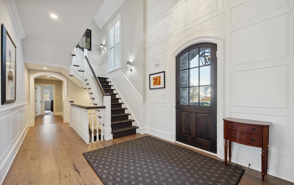 Pennsylvania Residence Where Luxury Meets Functionality in a Seamless Blend Offered at 3.99 Million 9