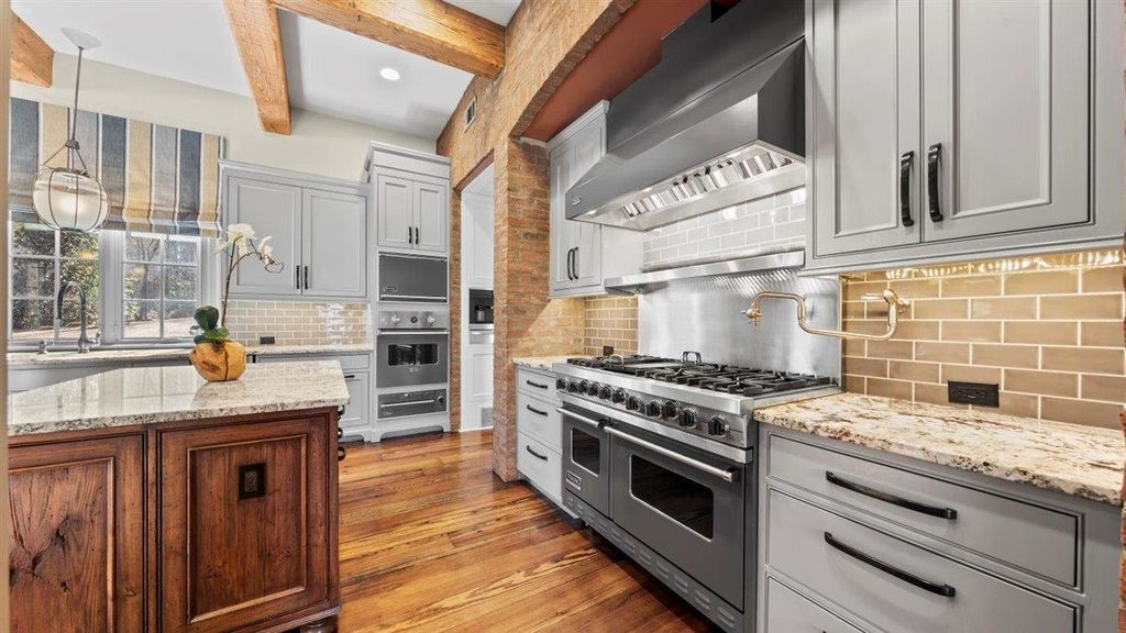 Premier Sophistication Tennessee Property Offered at 4.75 Million 10