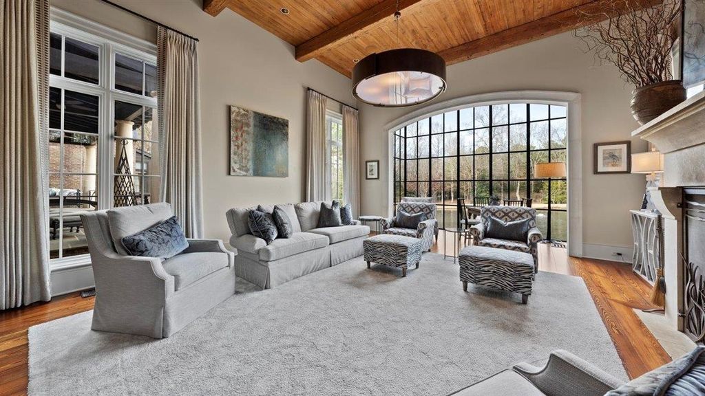 Premier Sophistication Tennessee Property Offered at 4.75 Million 14