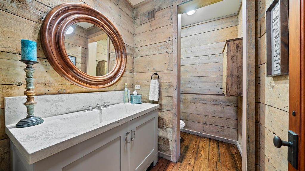 Premier Sophistication Tennessee Property Offered at 4.75 Million 20