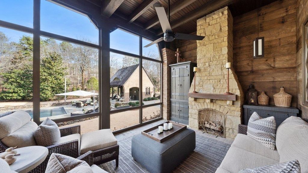 Premier Sophistication Tennessee Property Offered at 4.75 Million 36