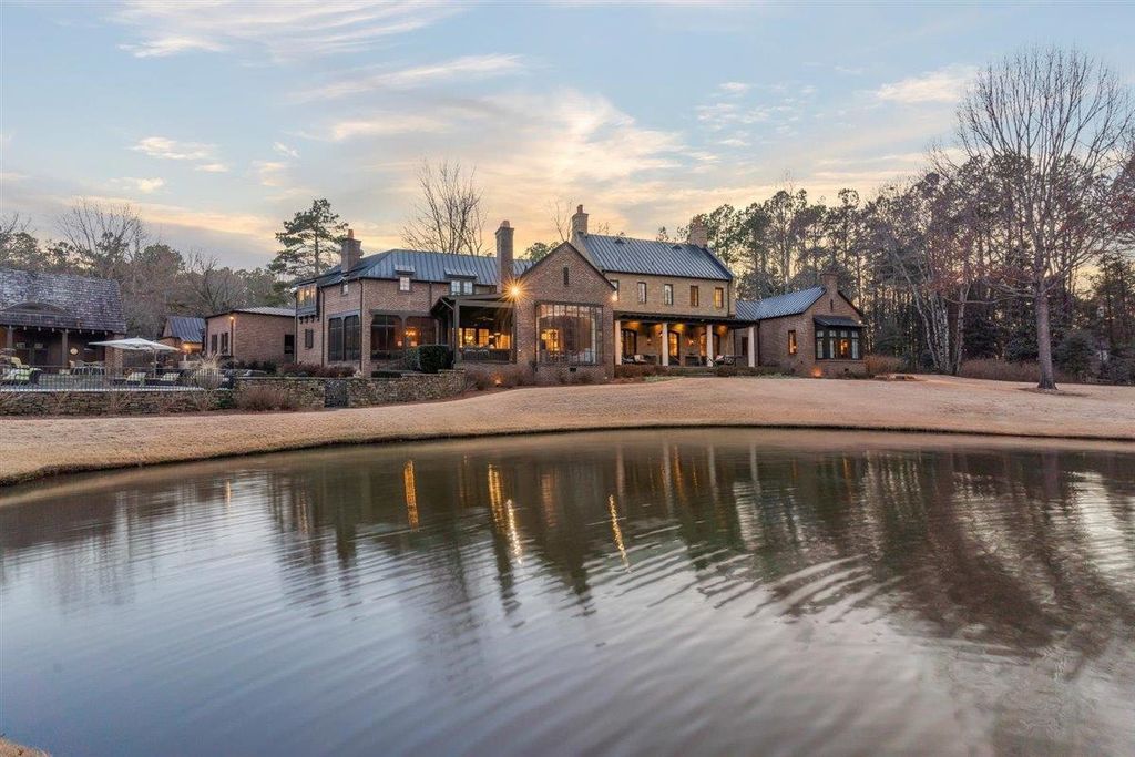 Premier Sophistication Tennessee Property Offered at 4.75 Million 38