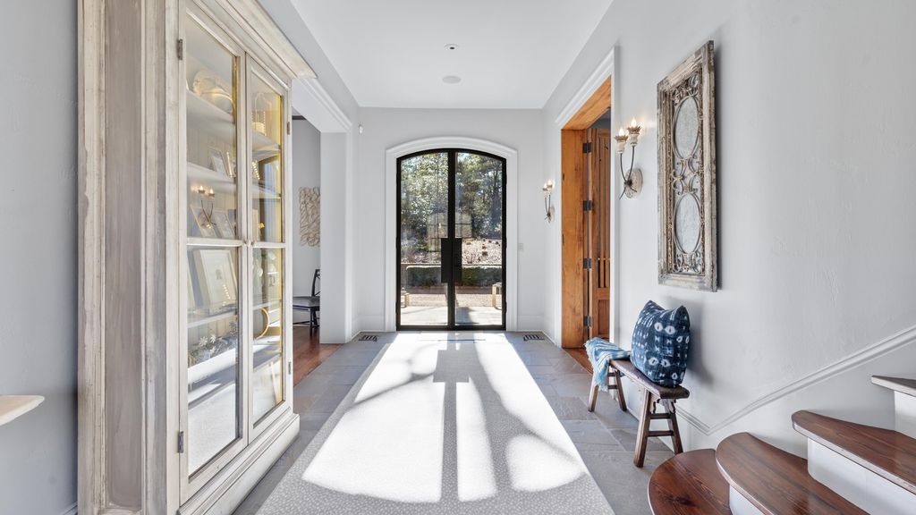 Premier Sophistication Tennessee Property Offered at 4.75 Million 4