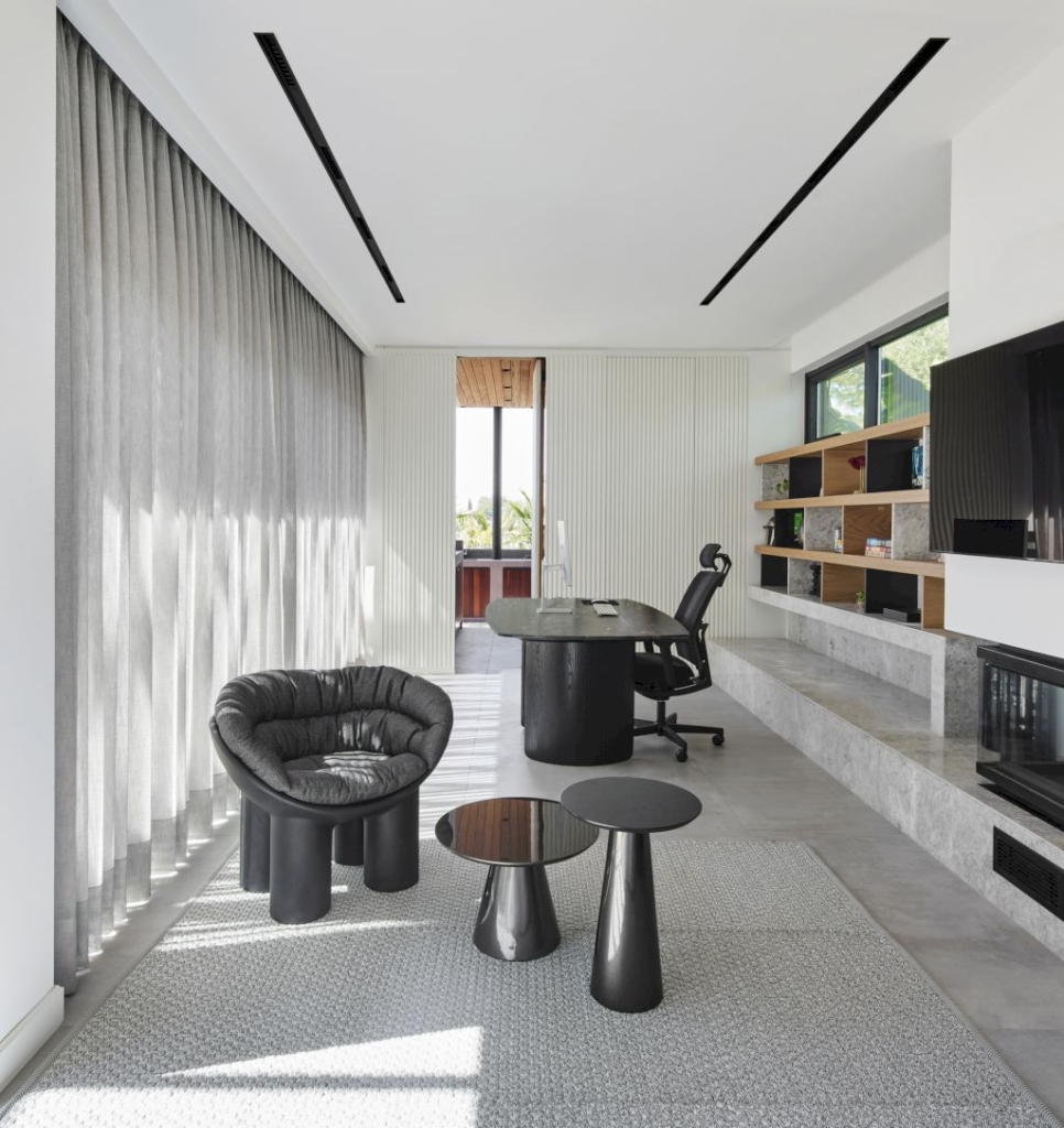 S House, Fusion of Nature and Luxury by Ofisvesaire