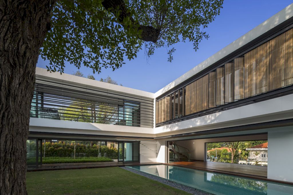 See Through House designed by Wallflower Architecture+Design