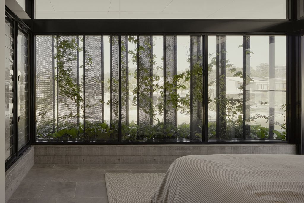 Sjøhavn House, A Riverfront Retreat by Lightbody Architects