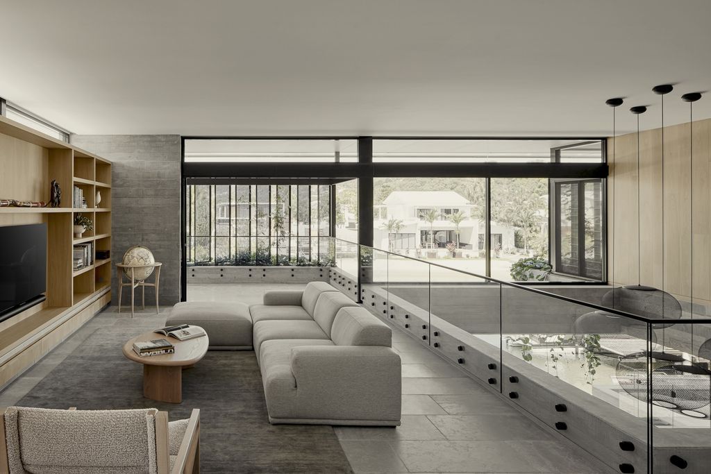 Sjøhavn House, A Riverfront Retreat by Lightbody Architects