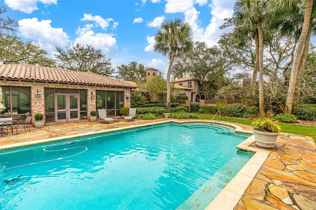 Spanish Inspired Two Story Residence by Francis Abreu Hits Georgia Market at 8.475 Million 11