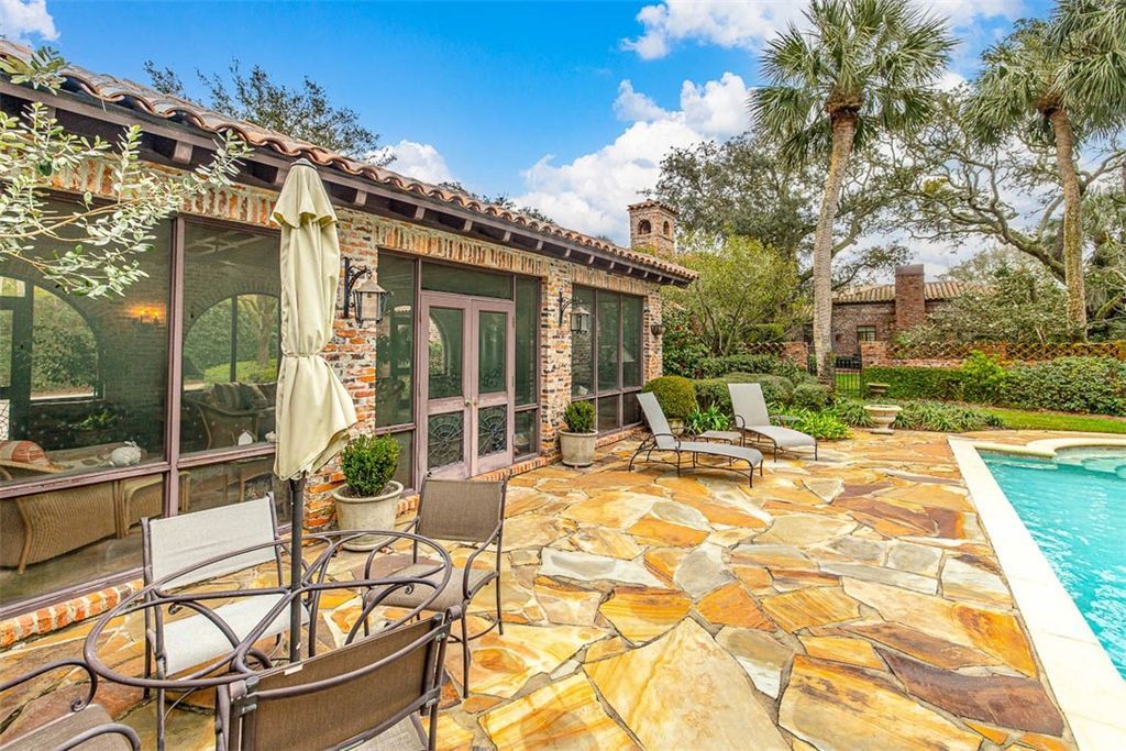 Spanish Inspired Two Story Residence by Francis Abreu Hits Georgia Market at 8.475 Million 14