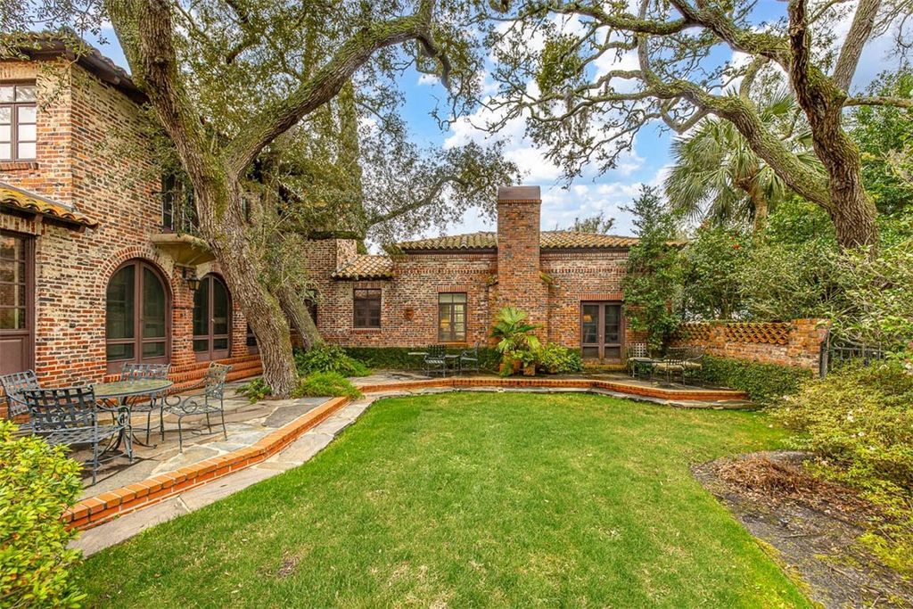 Spanish Inspired Two Story Residence by Francis Abreu Hits Georgia Market at 8.475 Million 2