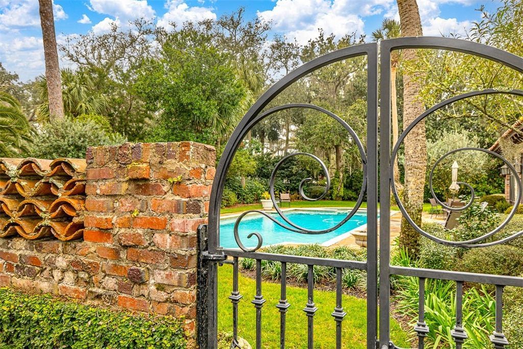 Spanish Inspired Two Story Residence by Francis Abreu Hits Georgia Market at 8.475 Million 20
