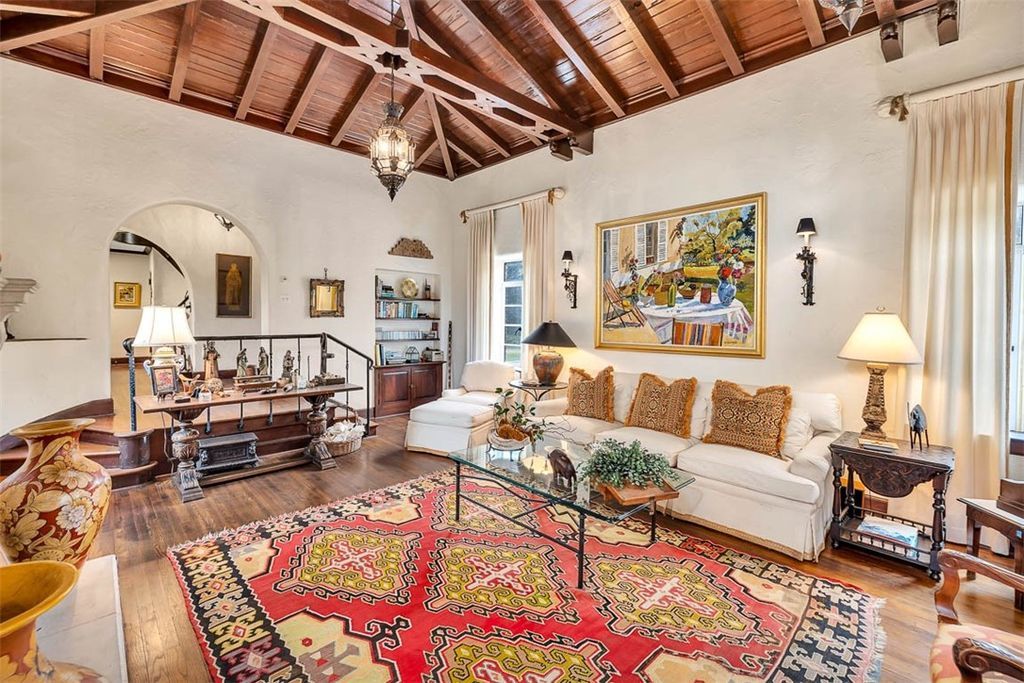 Spanish Inspired Two Story Residence by Francis Abreu Hits Georgia Market at 8.475 Million 24
