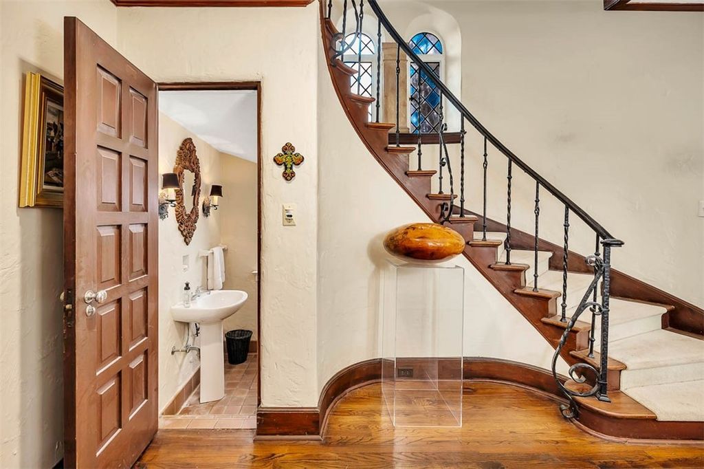 Spanish Inspired Two Story Residence by Francis Abreu Hits Georgia Market at 8.475 Million 27