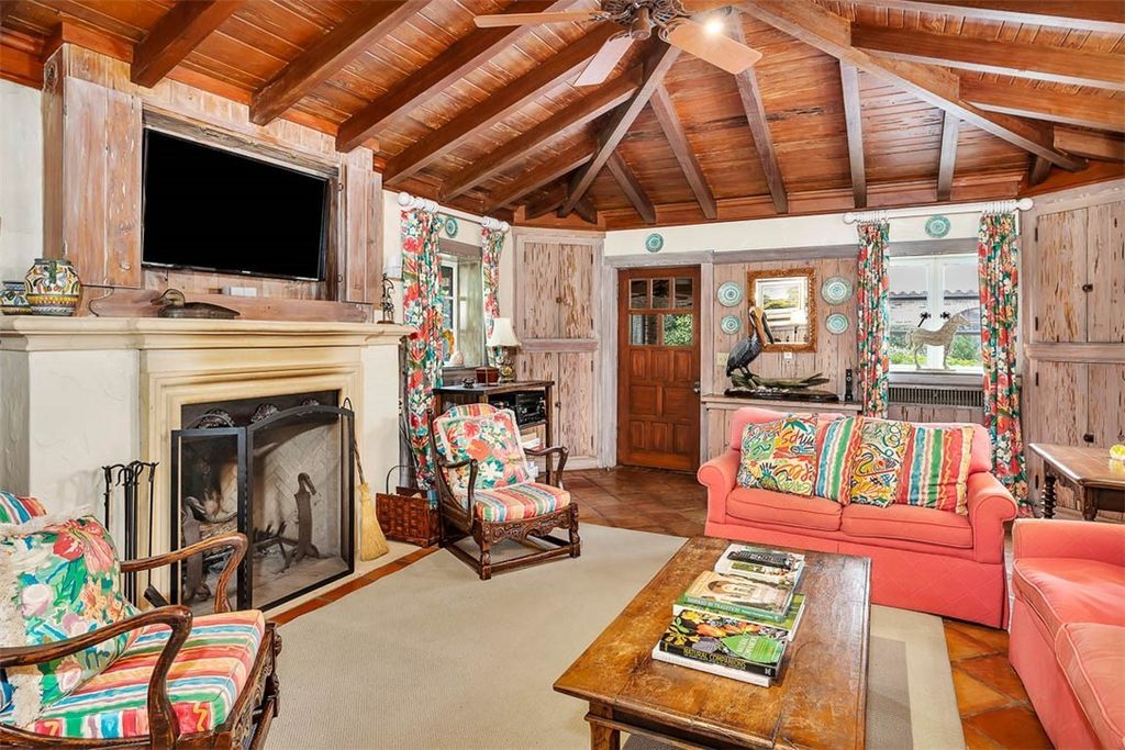 Spanish Inspired Two Story Residence by Francis Abreu Hits Georgia Market at 8.475 Million 38