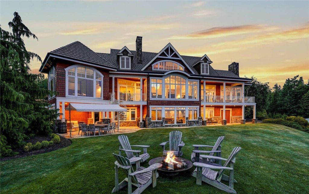 Spectacular Equestrian Estate with Panoramic Saratoga Passage Views in Washington Listed for 5 Million 1
