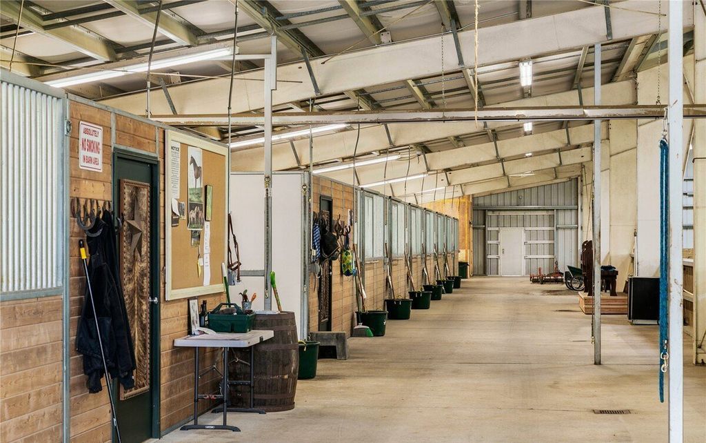 Spectacular Equestrian Estate with Panoramic Saratoga Passage Views in Washington Listed for 5 Million 25