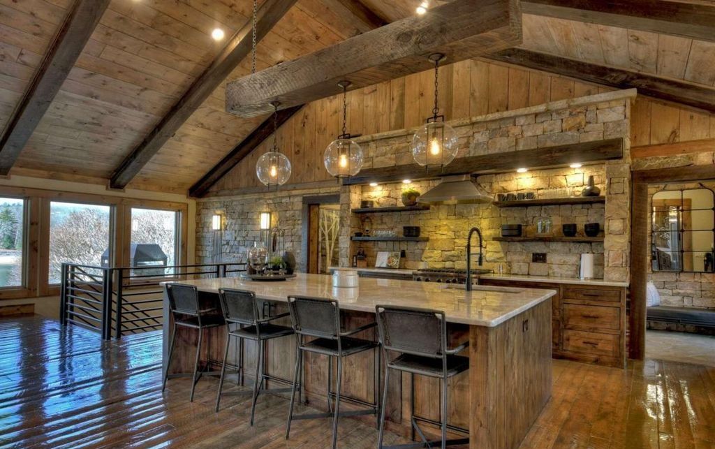 Sumners Style Fully Remodeled Lakefront Gem Asks for 6.8 Million 14